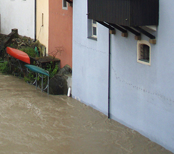 Hochwasser2013StegLandunter